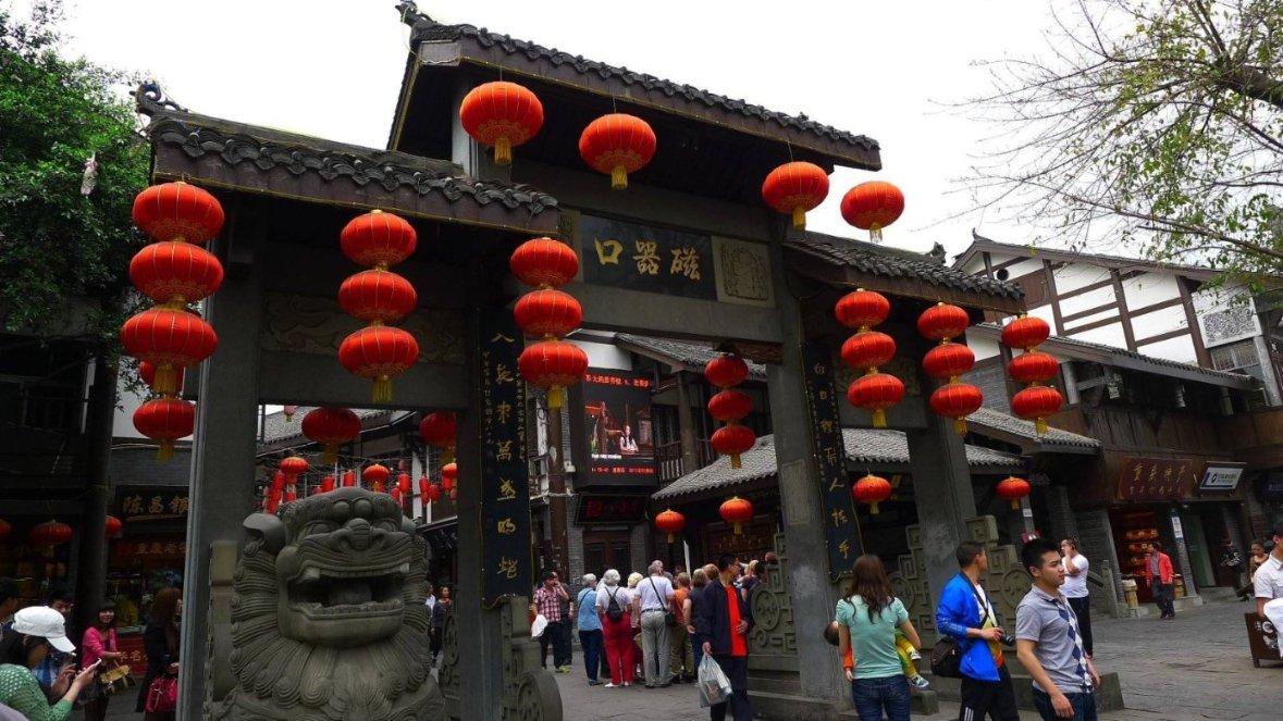 《狗剩快跑》央八首播，收视爆表！河南味道，抗日喜剧，真中